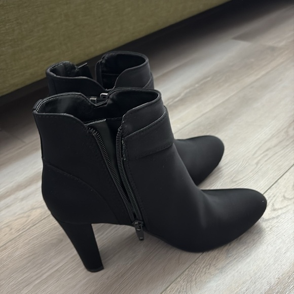 Unisa Black Heel Boots - Picture 4 of 8
